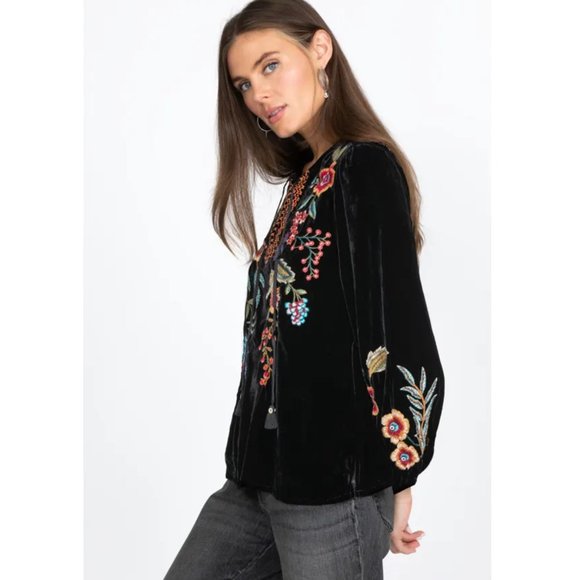 Johnny Was Ardell Velvet Relaxed Blouse Floral Embroidery Top Shirt Black NEW - Picture 3 of 8